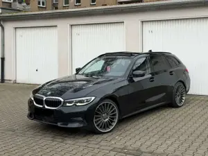 BMW 330 330d Touring Aut. Sport Line Pano