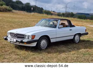 Mercedes-Benz SL 560