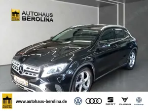 Mercedes-Benz GLA 180 Urban Aut. *AHK*LED*GRA*PARKASSIST*SHZ*