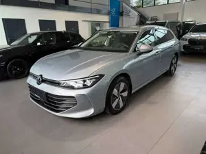 Volkswagen Passat Variant 2.0 TDI DSG Business AHK,ACC,KAM