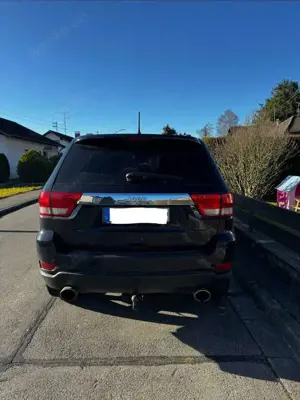 Jeep Grand Cherokee 3.0 CRD Overland Bild 4