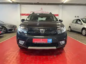 Dacia Sandero Bild 2