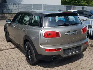 MINI One Clubman Pepper 17"Alu PDC Sitzhzg. Tempomat Bild 2