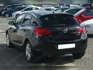 Opel Astra Astra Fließheck  5-Türer 1.4 Turbo Sport