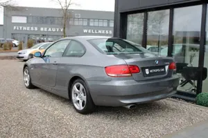 BMW 320 Bild 5