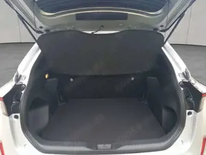 Toyota Yaris Cross Hybrid 130 1.5 VVT-i Teamplayer 68 kW, Bild 4