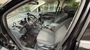 Ford Grand C-Max Titanium Panorama 7 Sitzer Bild 5