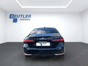BMW 520 i Limousine aLED eSitze 360°Kam HUD Bild 5