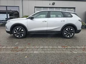 Opel Grandland X Grandland Edition Hybrid 107kW*Allwetter*AHK* Bild 2