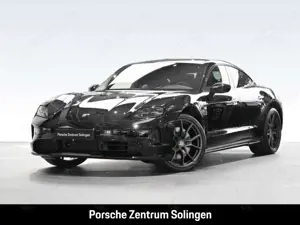 Porsche Taycan GTS 21'' Bose Beifahrer Matrix HeadUp Abstand
