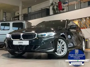 BMW 318 d Touring Curved InnovationsP Kam HUD ACC AHK