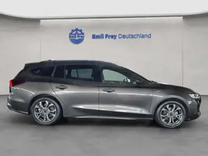 Ford Focus Turnier 1.0 EcoBoost Hybrid Aut. ST-LINE X Bild 4