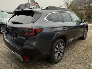 Subaru OUTBACK Outback 2.5i Lineartronic Platinum Bild 4