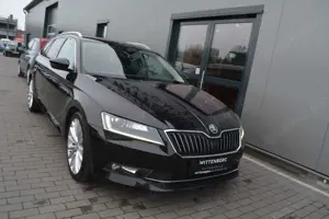 Skoda Superb Combi Style-LM19-Canton-AHK Bild 5