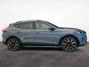 CUPRA Formentor VZ TSI DSG 4D *AHK*PANO*NAV*360*ACC* Bild 5