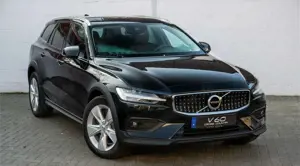 Volvo V60 Cross Country B5 Benzin AWD BLIS Kamera Pilot Assist