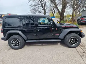 Jeep Wrangler Unlimited Rubicon/SKY ONE*4x4*Automatik Bild 4