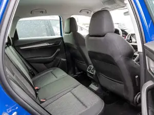 Skoda Karoq 2.0 TDI Style 4x4 DSG AHK NAVI PDC GRA Bild 4