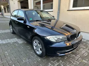 BMW 120 i Aut. NAVI LEDER 5-TRG