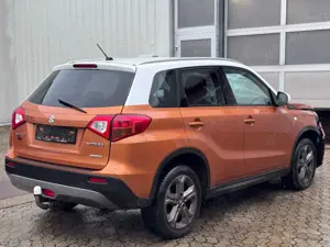 Suzuki Vitara 1.6 DDiS Comfort 4x4*Unfall* Bild 4