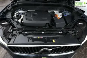 Volvo XC60 Core T6 LED Pano ACC WinterP Kam StandH 18Z 257... Bild 5