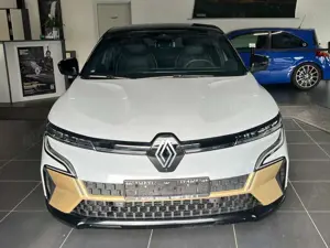Renault Megane E-Tech Iconic