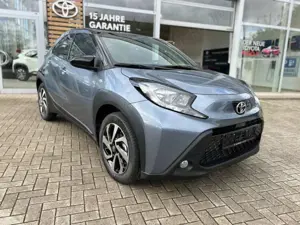 Toyota Aygo X 1,0l Teamplayer ACC RFK SHZ ACP Digital Cockpit Bl