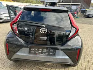 Toyota Aygo X 1,0l Teamplayer ACC RFK SHZ ACP Digital Cockpit Bl Bild 4