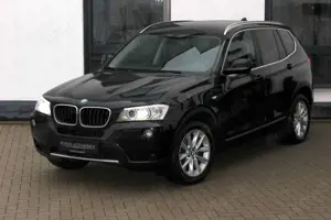 BMW X3 xDrive20d **SPORTPAKET NAVI LEDER BI-XENON**