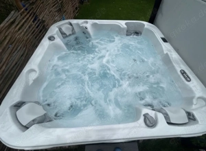 Whirlpool Dimension One Chairman II