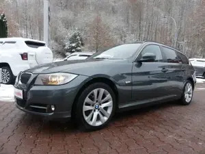 BMW 318 i touring 2.0*neuer Motor*SHZ*PDC*Standhzg