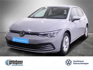 Volkswagen Golf VIII 1.0 TSI Life KLIMA PDC NAVI LED