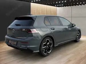 Volkswagen Golf R-Line 2,0 l TDI SCR 110 kW (150 PS) 7-Gang Bild 5