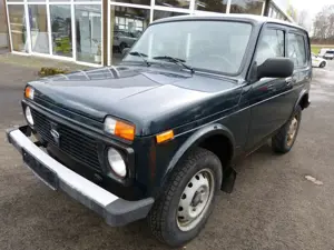Lada Niva 4x4 [AHK/1. HAND/NUR 42.035 KM]