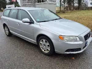 Volvo V70 V70 Diesel D5 Aut. Momentum Bild 3