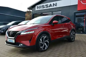 Nissan Qashqai 1.3 DIG-T MHEV 4x4 Tekna+ Bild 2