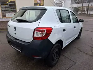 Dacia Sandero Essentiel Bild 4