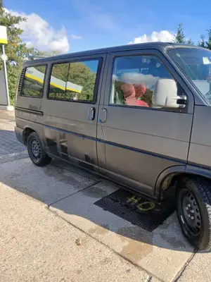 Volkswagen T4 Caravelle Caravelle T4 TDI 7DC2Y2 Bild 3