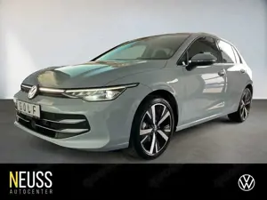 Volkswagen Golf 1.5 TSI Style AHK+NAVI+SHZ+PDC+ACC+LED-PLUS