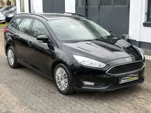 Ford Focus Turnier 1.5 TDCi PDC / SHZ / UNFALLFREI