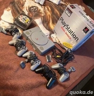 verkaufe im auftrag eine PlayStadion 1 mit zubehör 