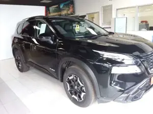 Nissan X-Trail 1.5 VC-T e-power 4x4 N-Trek Tageszulassu Bild 2
