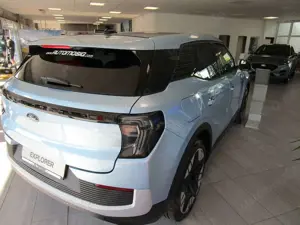 Ford Explorer Extended Range RWD 77kWh/AHK/Pano/21'LMF Bild 4