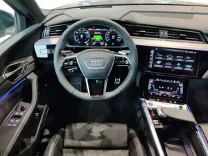 Audi Q8 e-tron Sportback 55 quattro S line, Matrix Bild 5