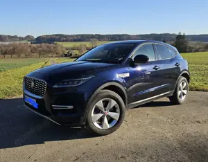 Jaguar E-Pace S AWD Bild 2