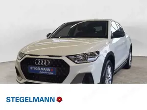 Audi A1 25 TFSI Schaltgetriebe SITZHEIZUNG Bild 1