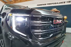 GMC Sierra AT4 6.2L V8 426 PS Bild 3