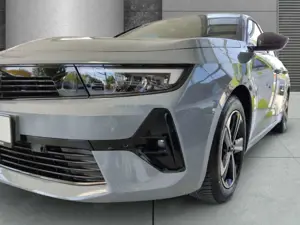 Opel Astra GS Turbo 8-AT Nappaleder El. Panoramadach Allwette Bild 4