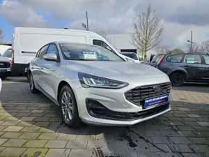 Ford Focus 1.0 EcoBoost Hybrid TITANIUM X