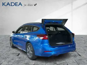 Ford Focus Turnier 1.0 EcoBoost ST-Line X ACC+LED+SHZ Bild 2